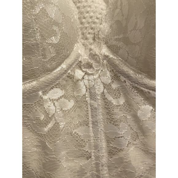 Carnival Vintage Lace White Bride Lingerie size 32C - Picture 2 of 7